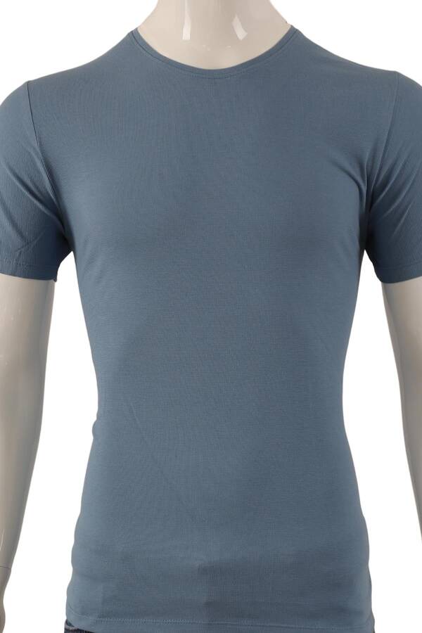 Erkek Slim Fit T-Shirt