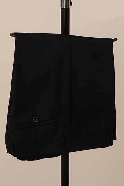 Slim Fit Smokin - Thumbnail